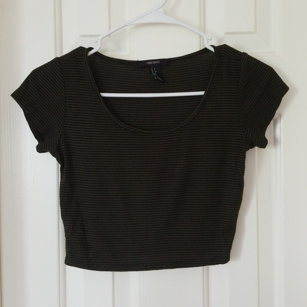 Striped Ribbed Short Sleeve Croptop